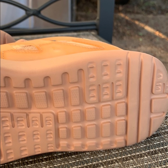 SOLD Fabletics Tennis Shoes - Picture 11 of 12